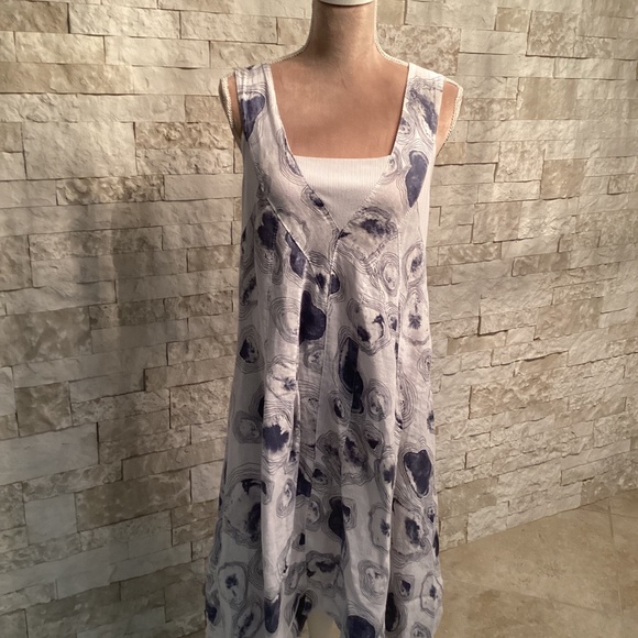 Lands Downunder Linen Tank Dress - White Oyster Print - Picture 2 of 14